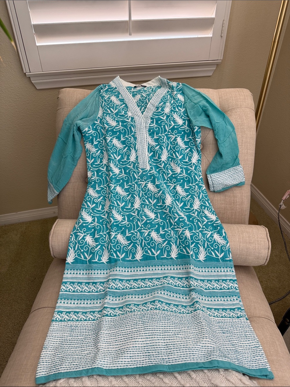 Teal Floral Embroidered Kurta